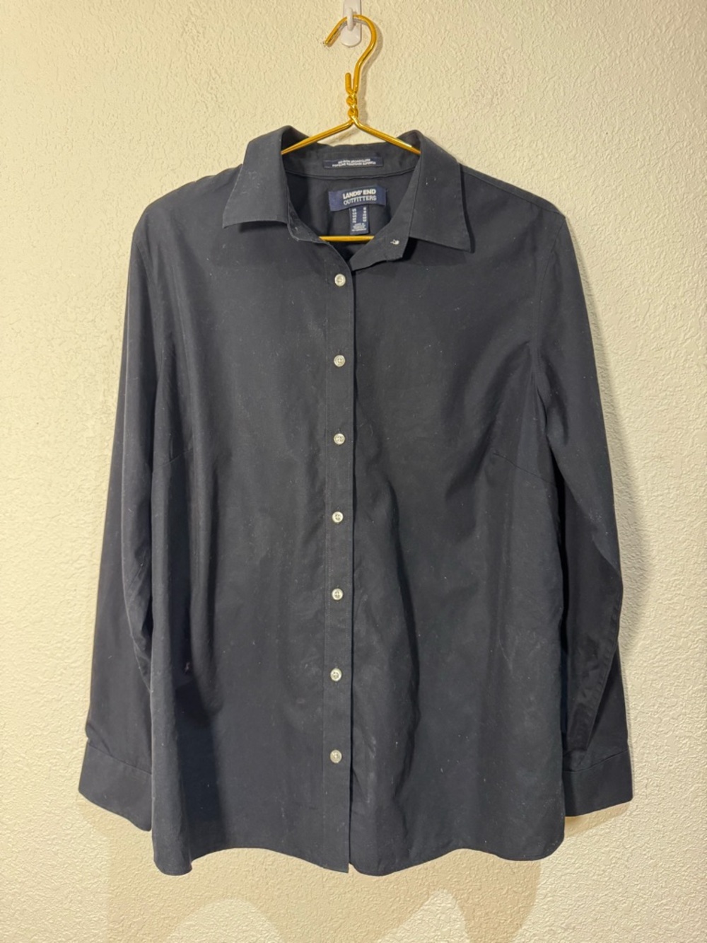 Lands End 100% cotton black button shirt Size 18